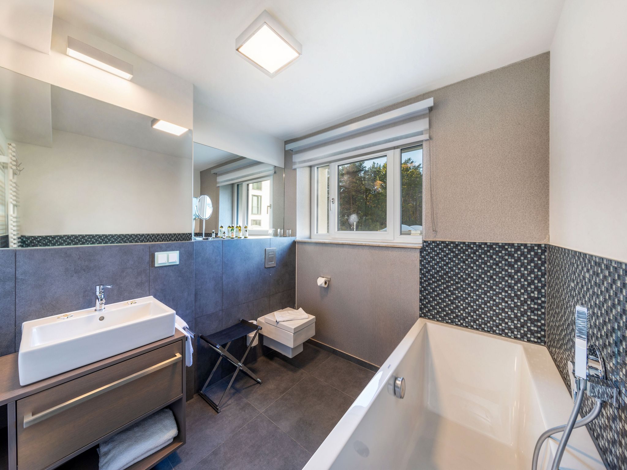 Dünenresidenz Prora Ferienwohnung mit Meerblick, 3 Schlafzimmern und Balkon (NP/207) Insel Rügen - Badezimmer