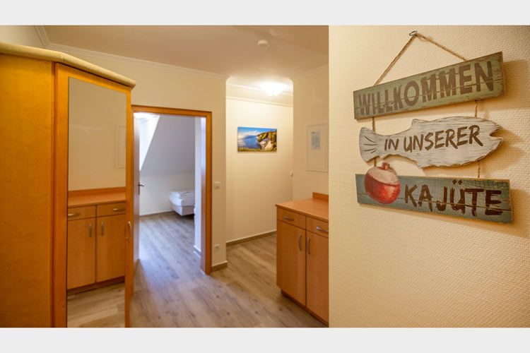 Dünenpark Binz Komfortplus Ferienwohnung mit 1 Schlafzimmer und Balkon im Dachgeschoss (148) Insel Rügen - Empfang