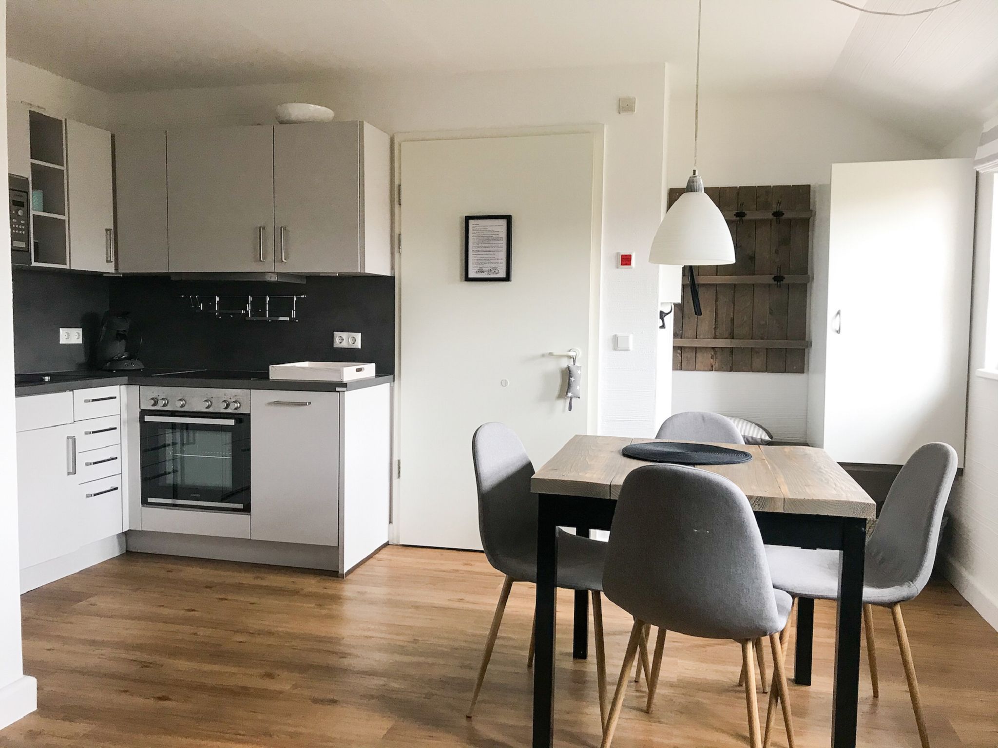 Feriendorf Rugana Komfortplus Ferienwohnung mit 1 Schlafzimmer (A03) Insel Rügen - Küche / Küchenzeile