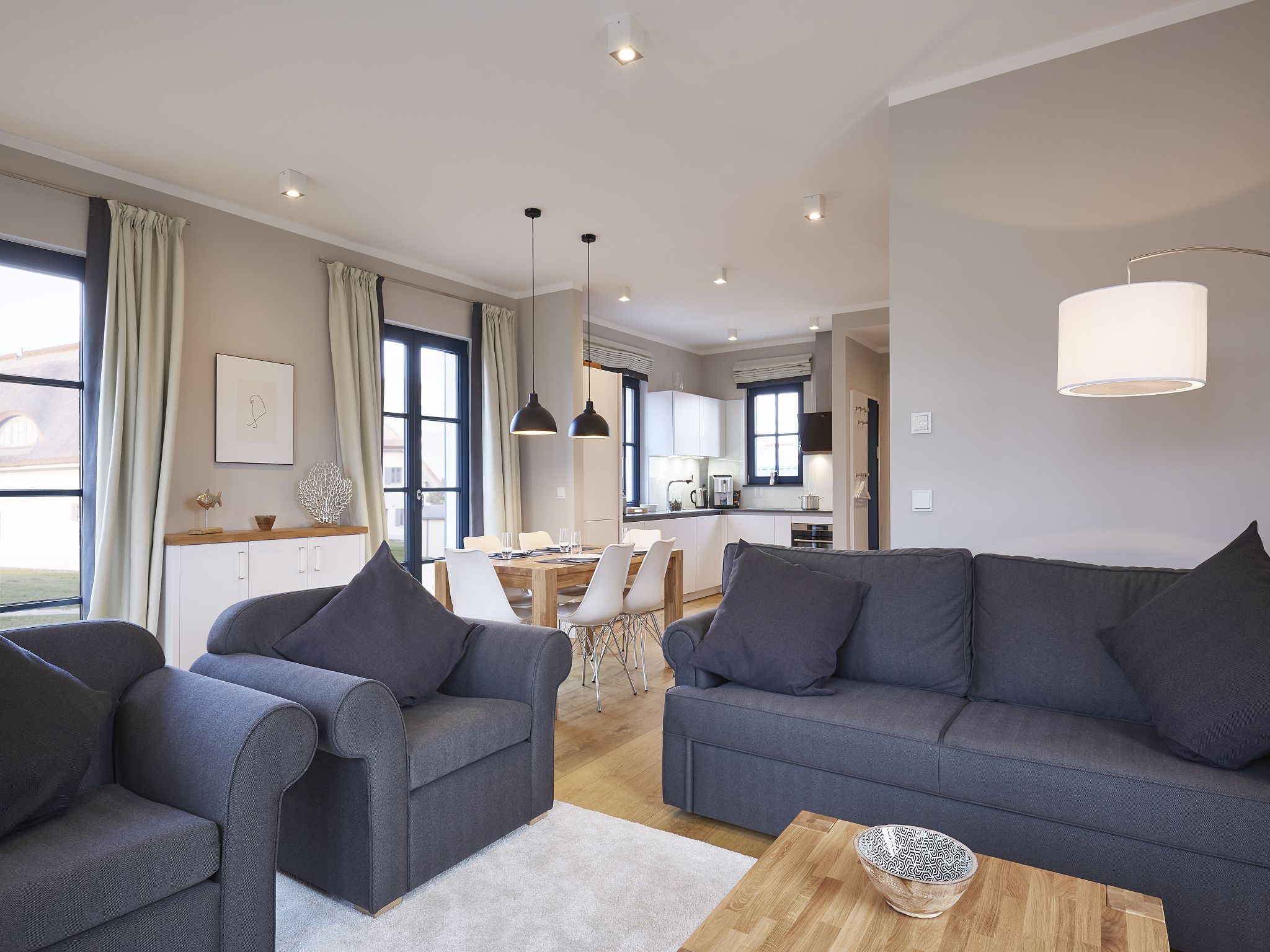 Superior Reetdachvilla mit 2 Schlafzimmern und Kamin (F06) - Wohnzimmer