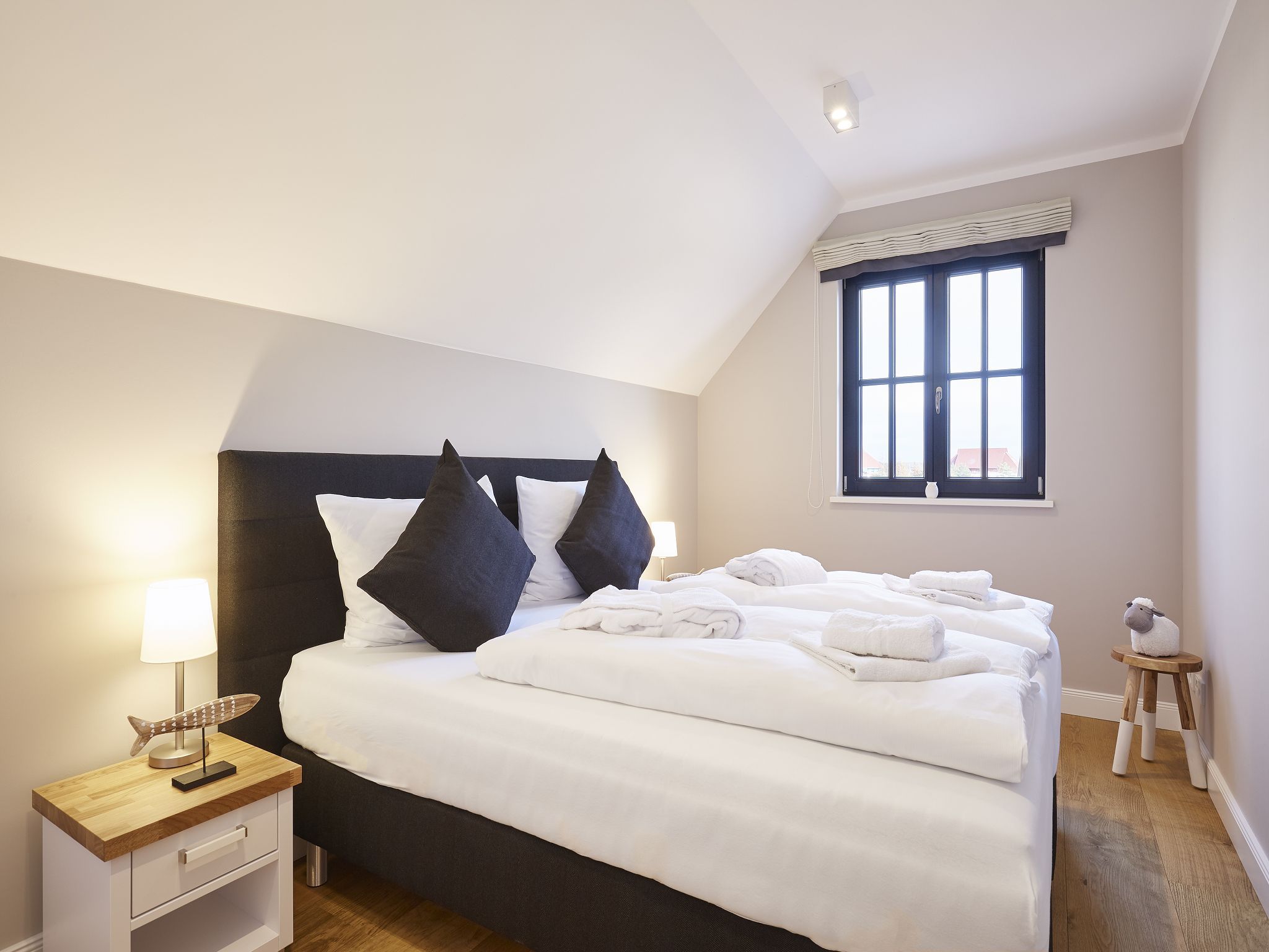 Superior Reetdachvilla mit 2 Schlafzimmern und Kamin (F06) - Schlafzimmer