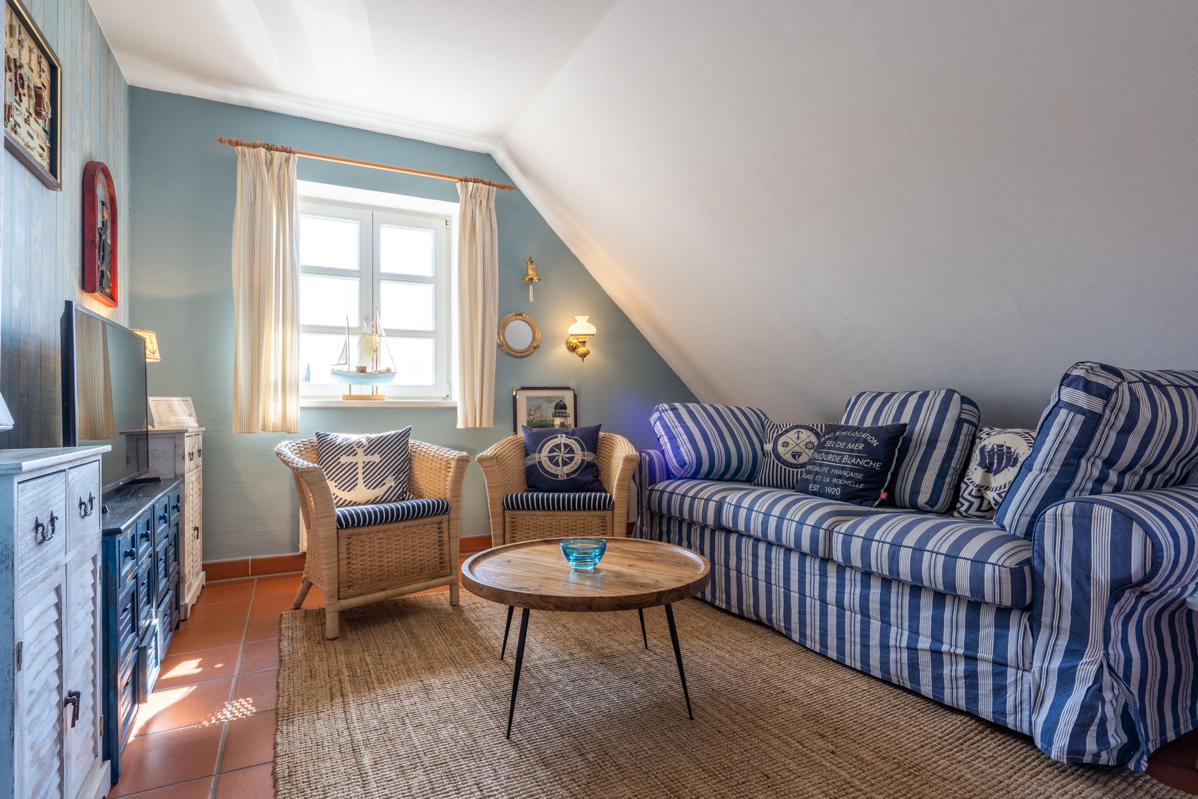 Feriendorf Rugana Komfort Ferienwohnung mit 1 Schlafzimmer (B27) Insel Rügen - Wohnzimmer