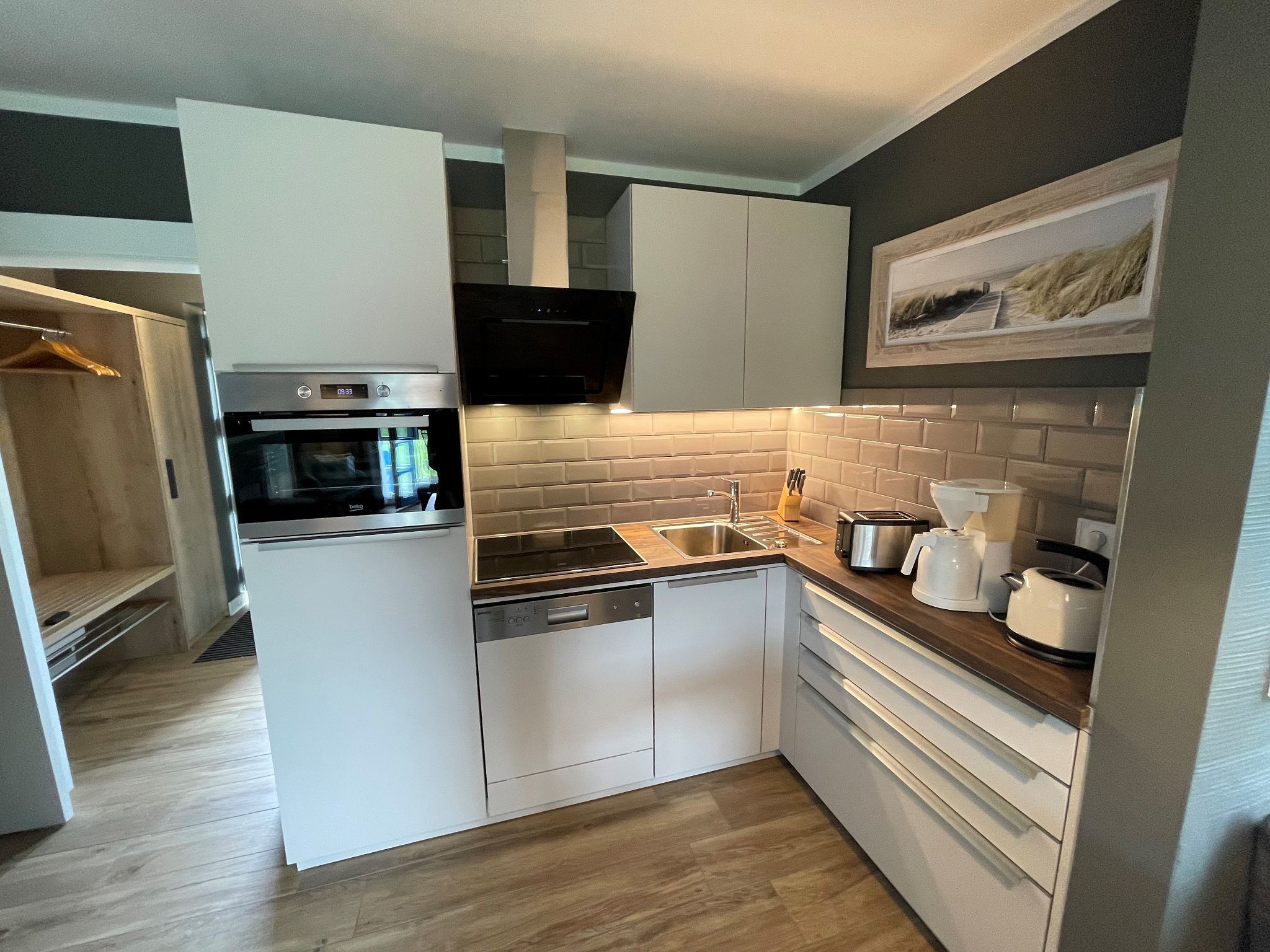 Feriendorf Rugana Komfortplus 1-Raum Ferienwohnung mit Terrasse (A42) Insel Rügen - Küche / Küchenzeile