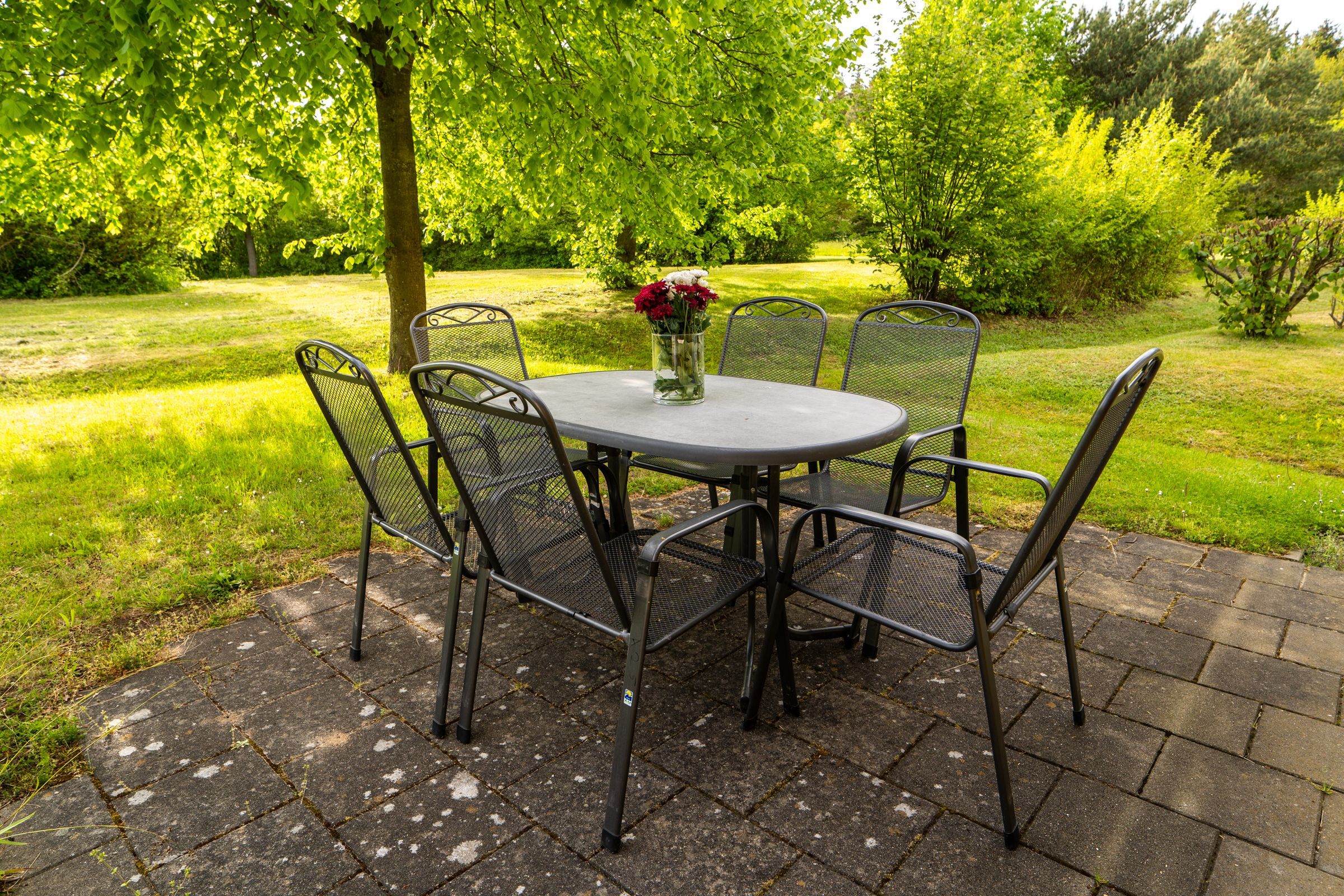 Feriendorf Rugana Klassik Ferienwohnung mit 2 Schlafzimmern und Terrasse (A27) Insel Rügen - Terrasse