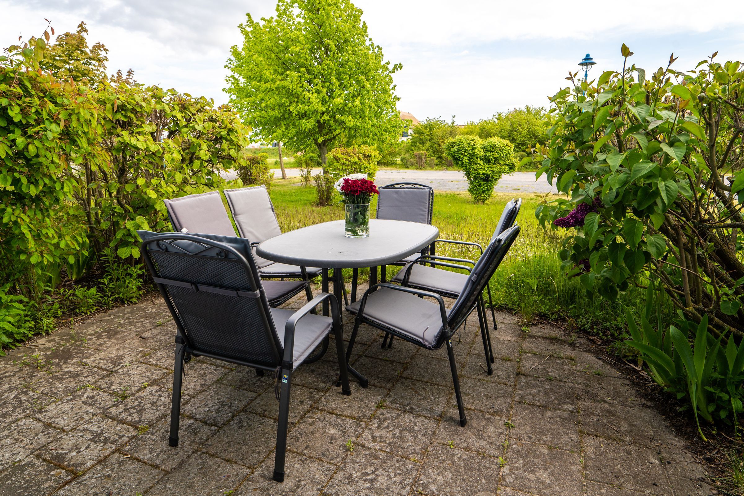 Feriendorf Rugana Budget Ferienwohnung mit 2 Schlafzimmern und Terrasse (A70) Insel Rügen - Terrasse