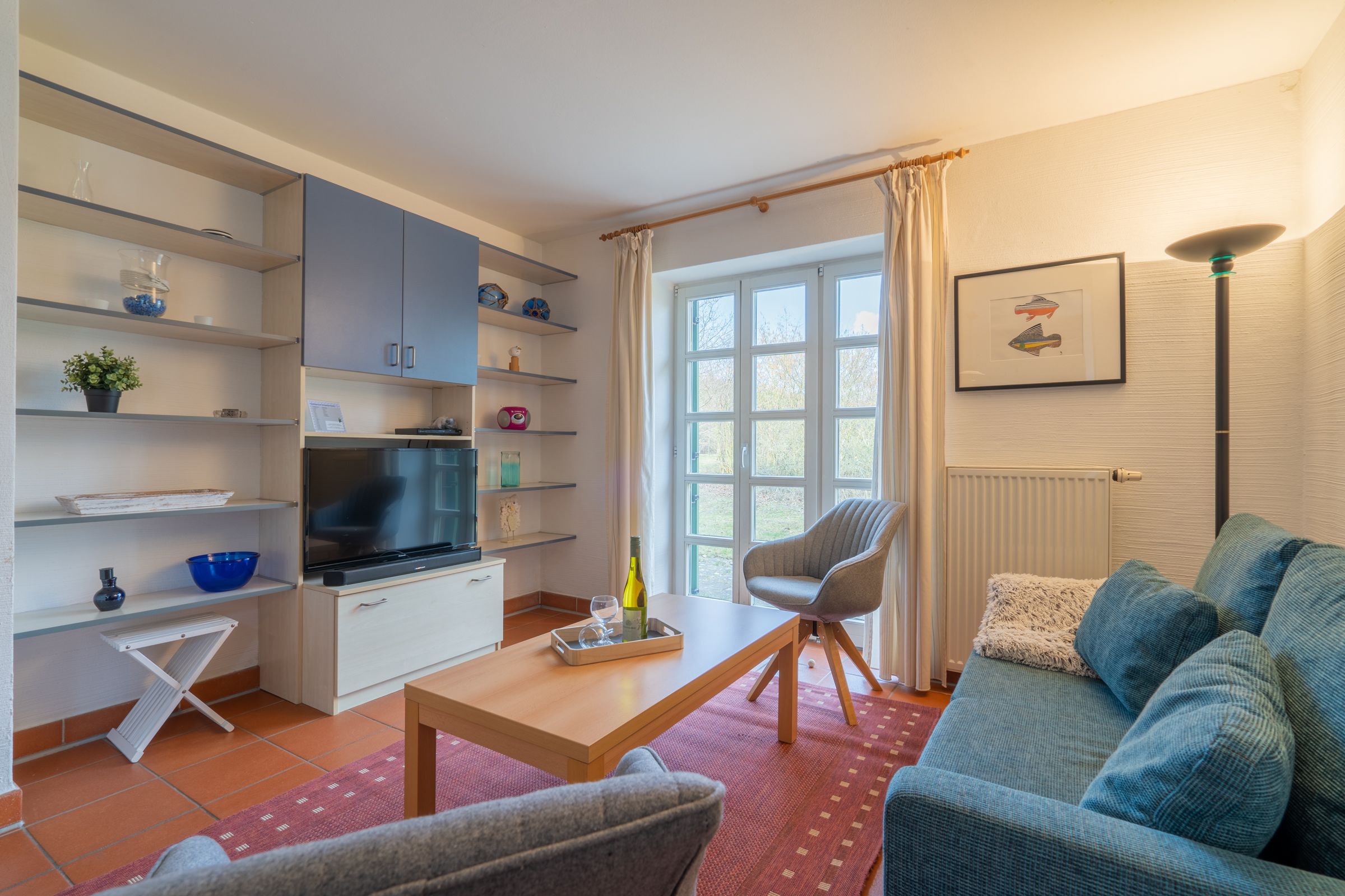 Feriendorf Rugana Komfort Ferienwohnung mit 1 Schlafzimmer und Terrasse (B11) Insel Rügen - Wohnzimmer