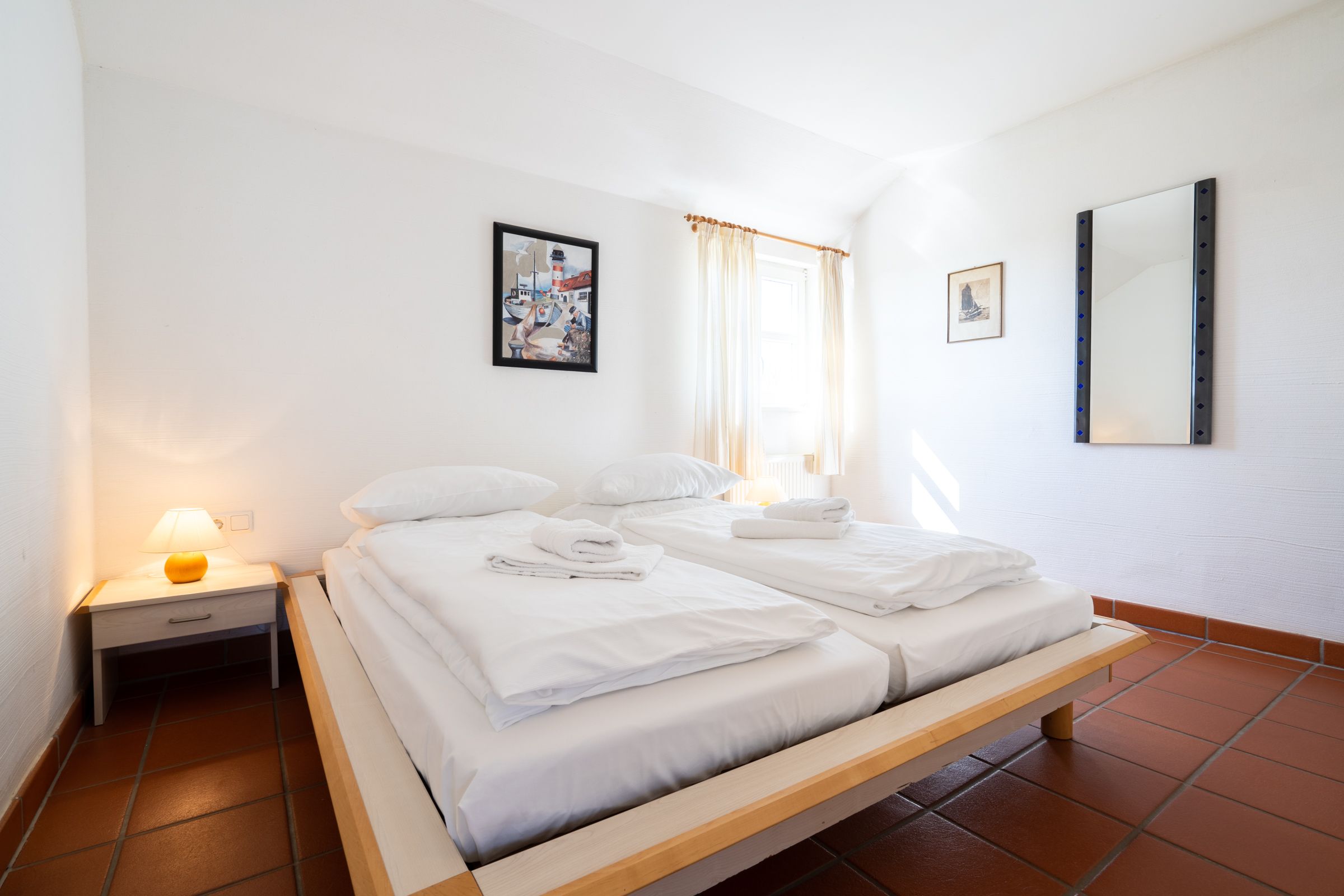 Feriendorf Rugana Klassik Ferienwohnung mit 2 Schlafzimmern und Terrasse (C50) Insel Rügen - Schlafzimmer