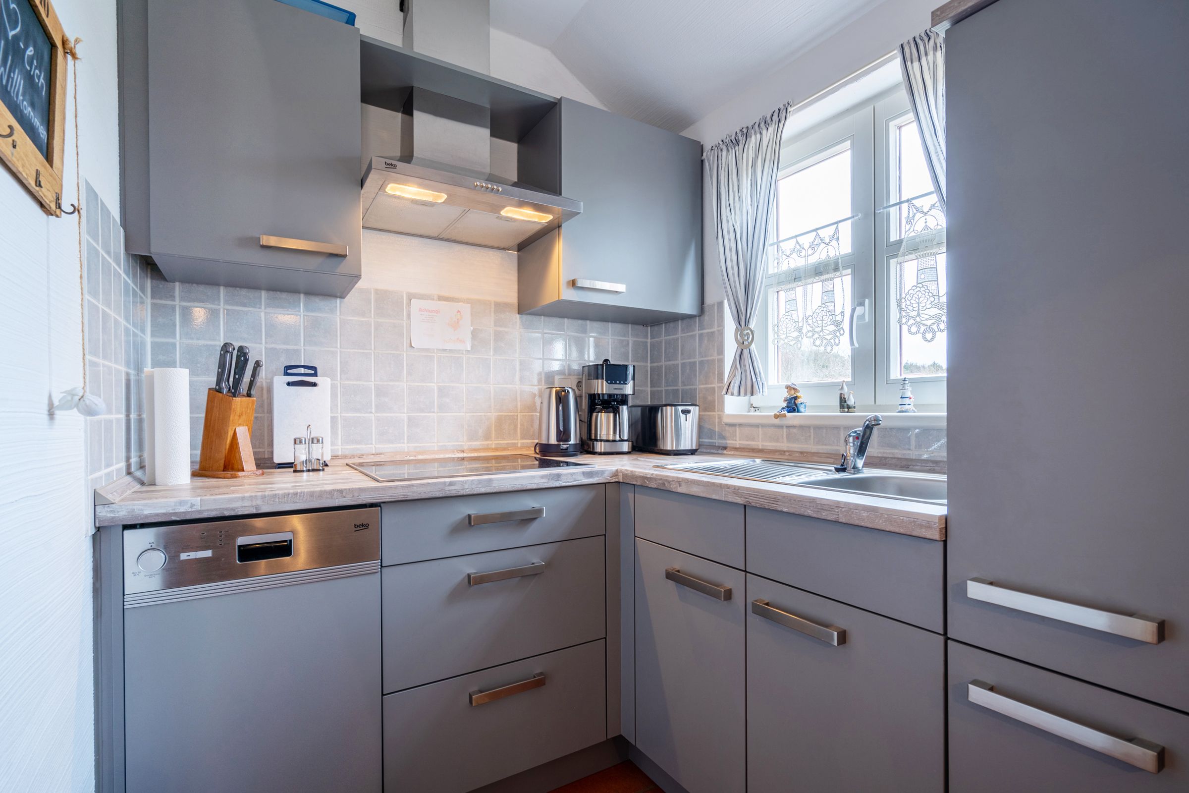 Feriendorf Rugana Komfort Ferienwohnung mit 1 Schlafzimmer (B39) Insel Rügen - Küche / Küchenzeile