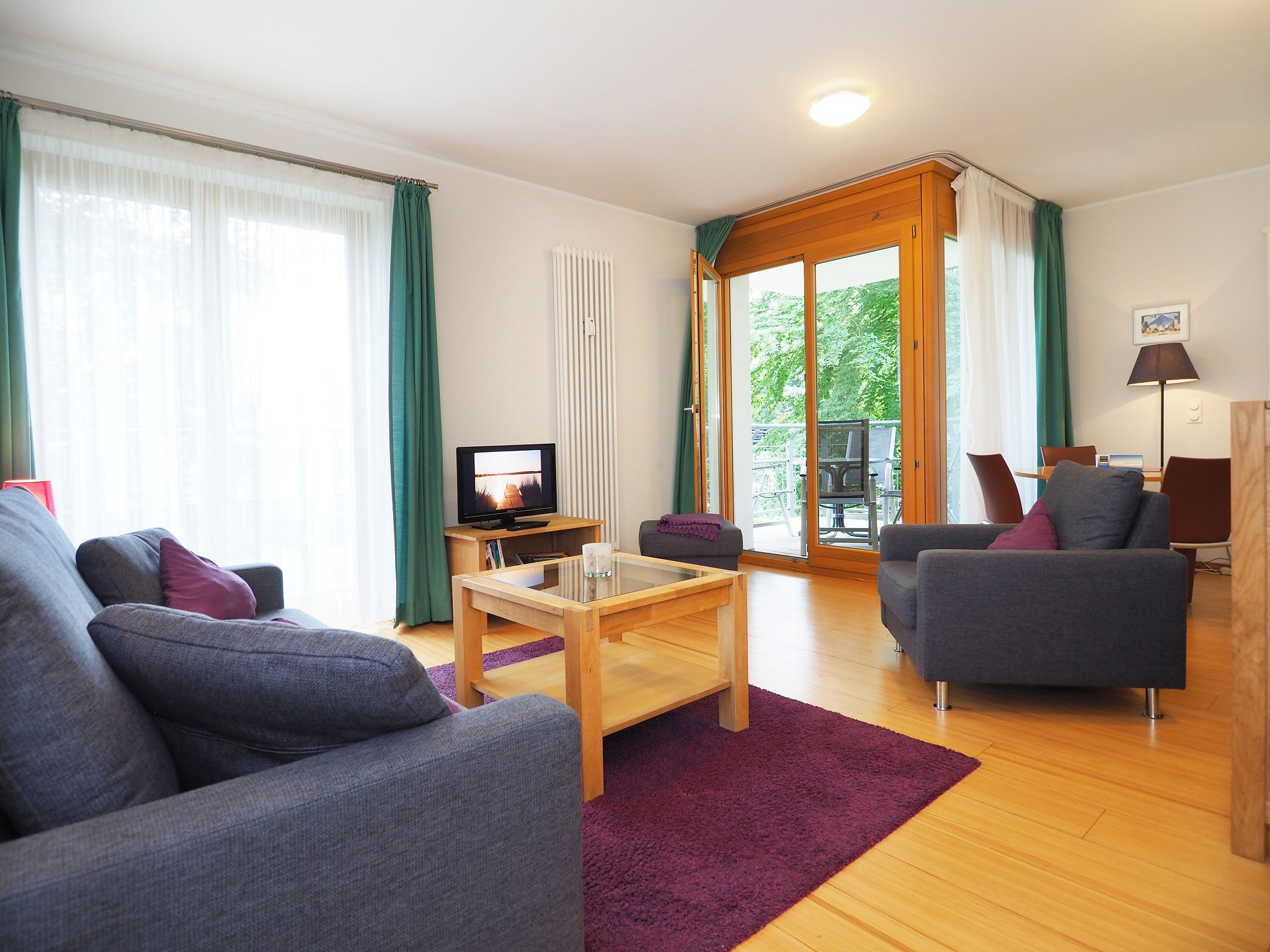 Kaiservillen Heringsdorf Ferienwohnung mit 1 Schlafzimmer und Balkon (D114) Insel Usedom - Wohnzimmer