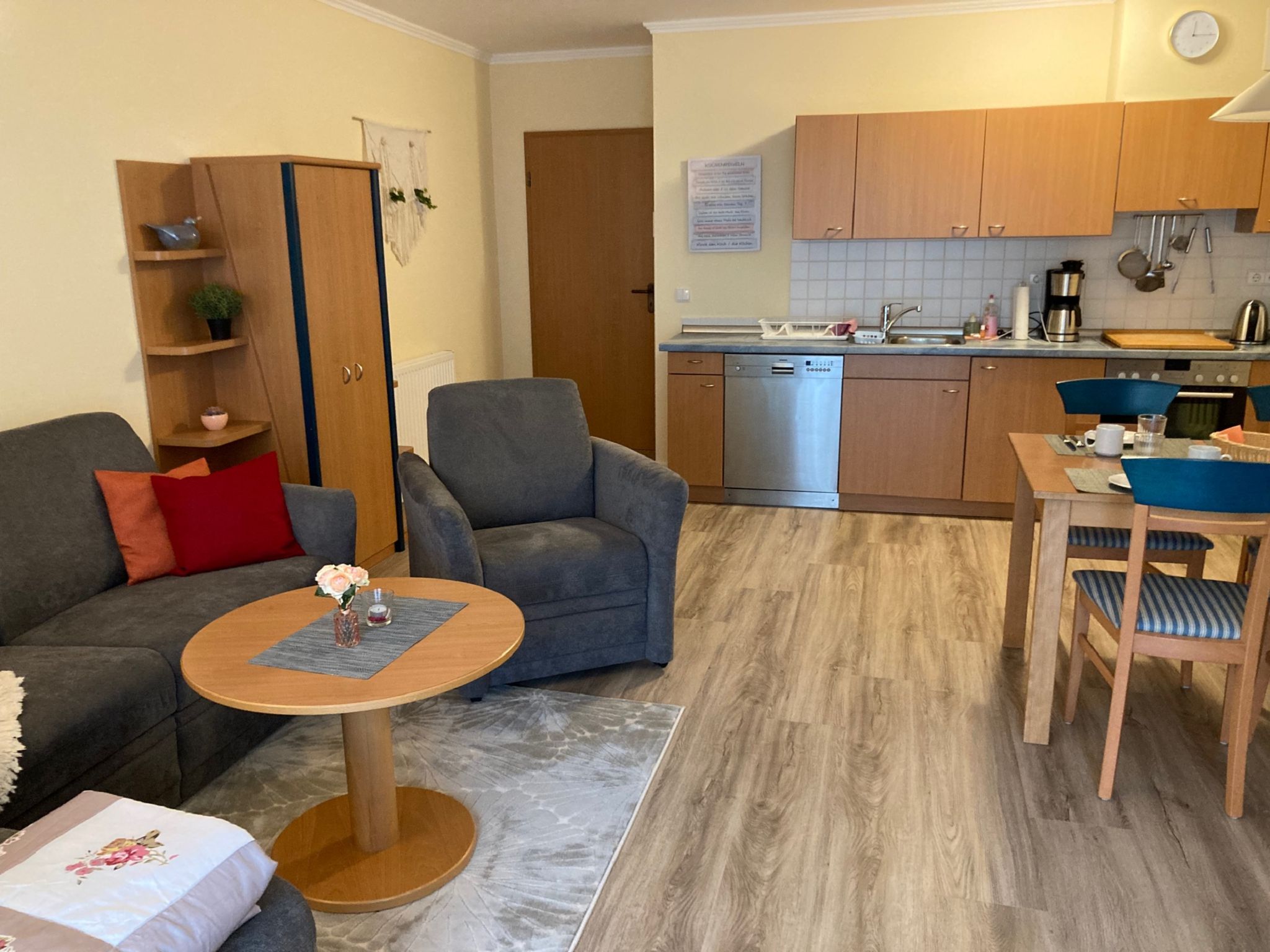 Dünenpark Binz Komfort Ferienwohnung mit 1 Schlafzimmer und Terrasse im Erdgeschoss (074) Insel Rügen - Küche / Küchenzeile