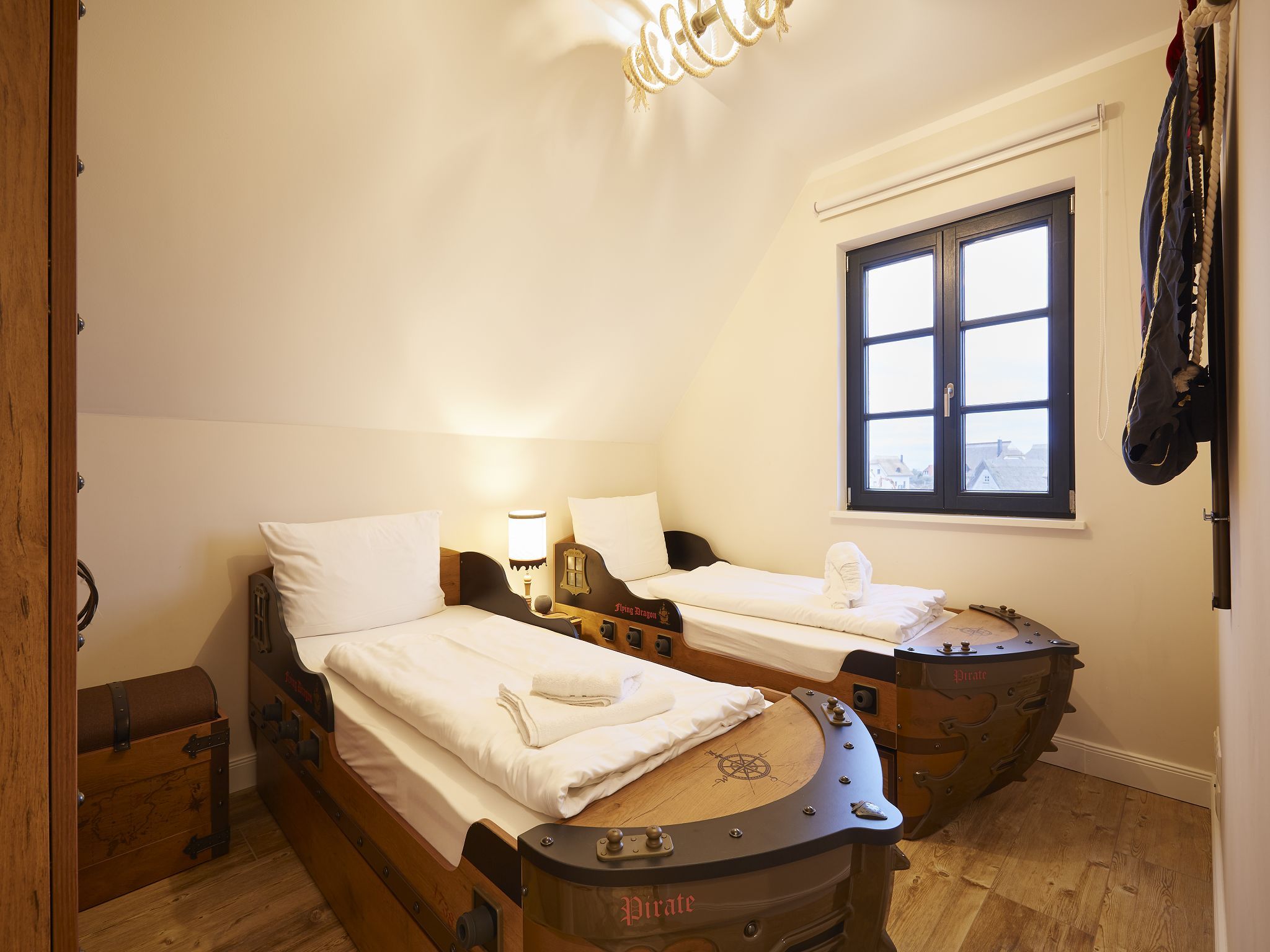 Premium Reetdachvilla mit 3 Schlafzimmern, Sauna und Kamin (F04) - Schlafzimmer