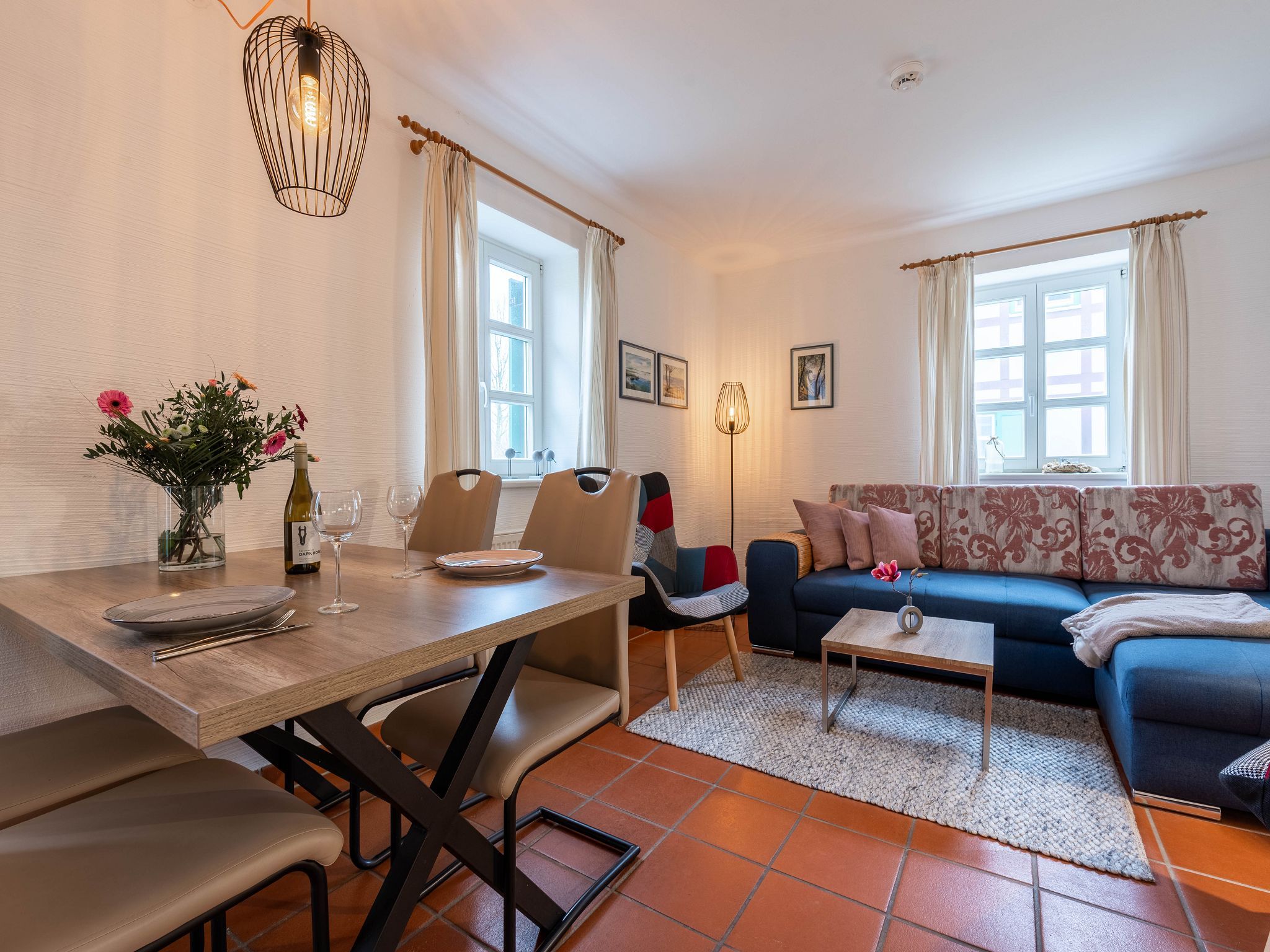 Feriendorf Rugana Komfort Ferienwohnung mit 1 Schlafzimmer und Terrasse (C13) Insel Rügen - Wohnzimmer