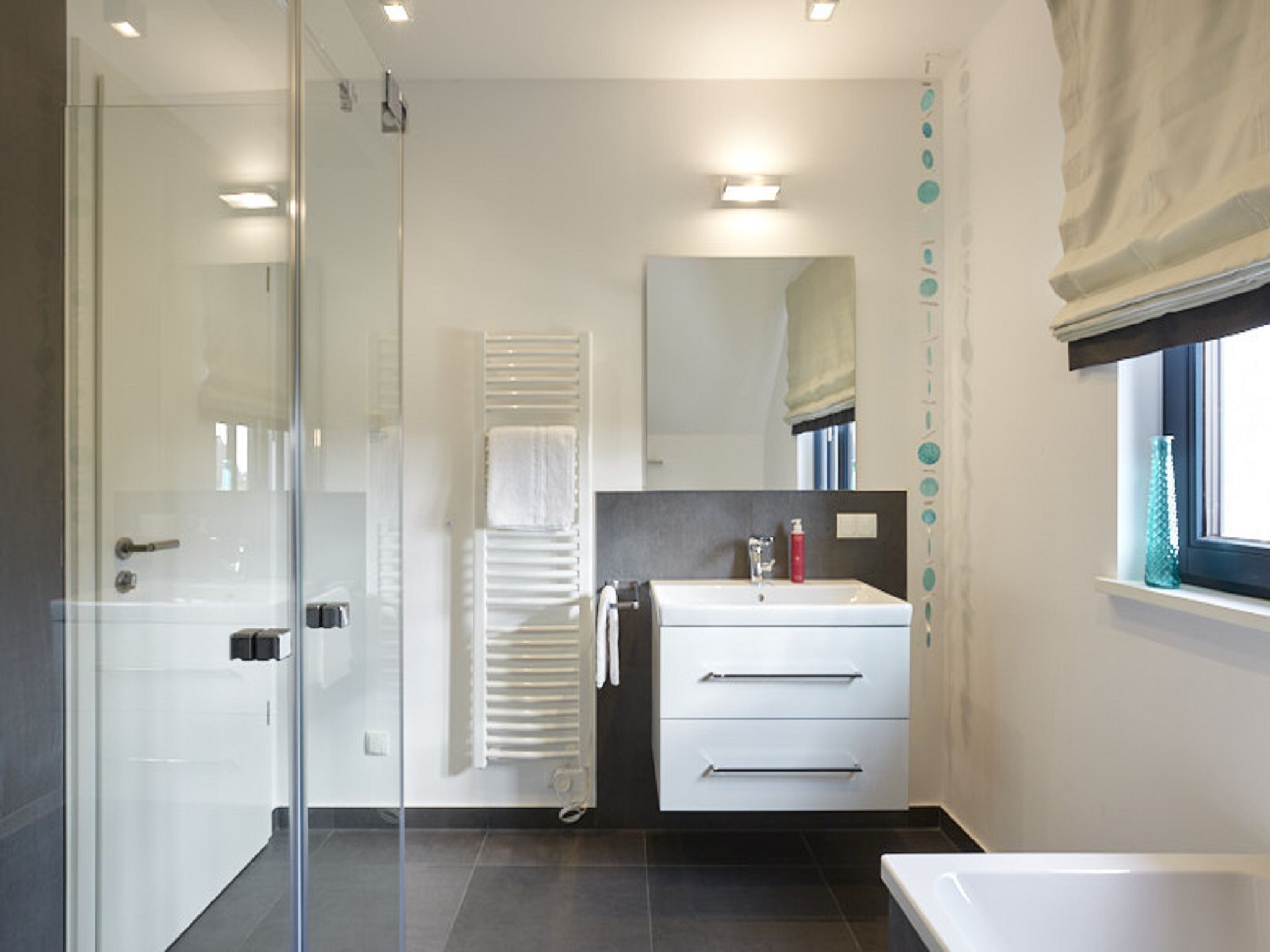 Superior Reetdachvilla mit 2 Schlafzimmern (F01) - Badezimmer