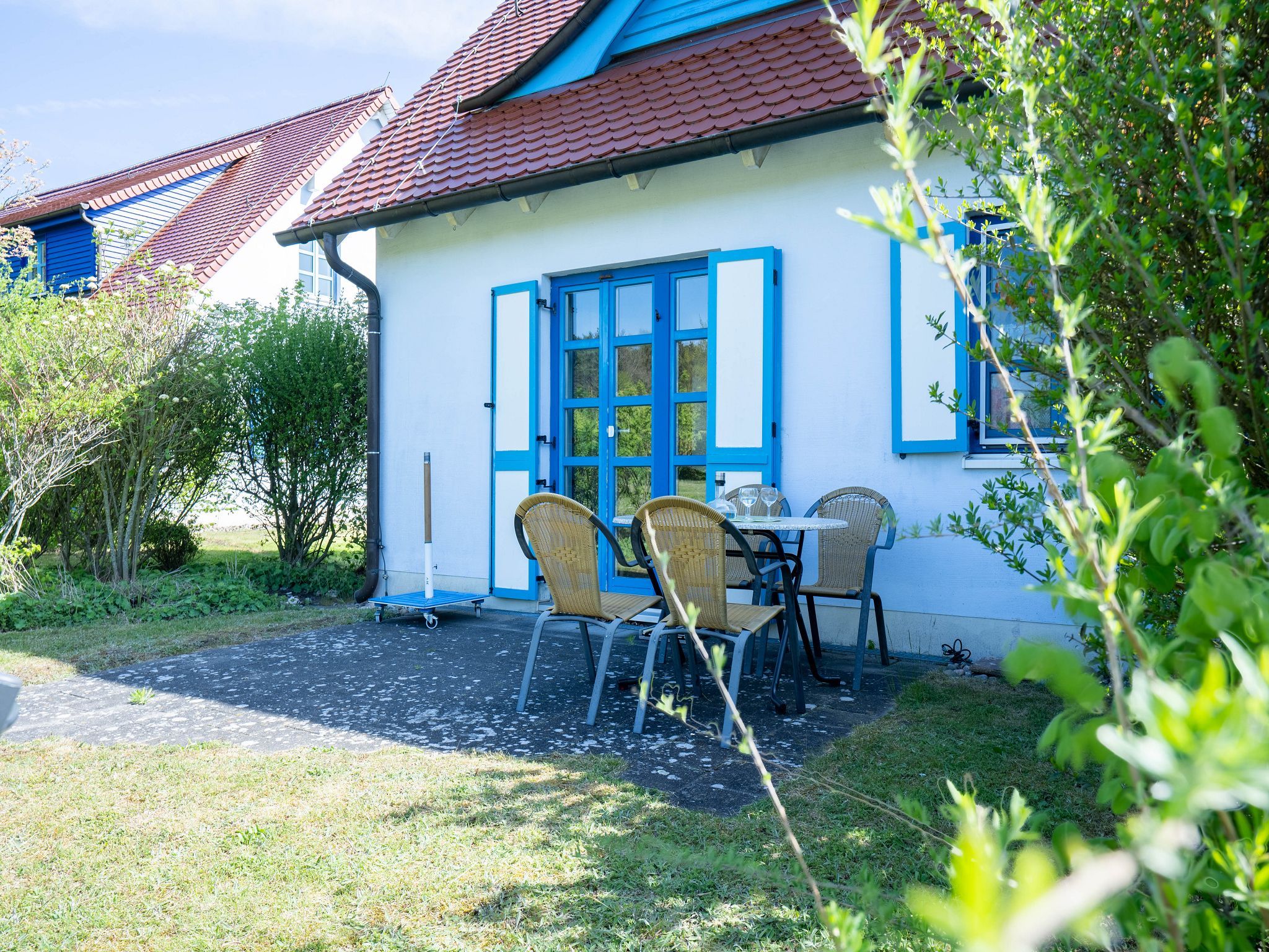 Feriendorf Rugana Komfort Ferienwohnung mit 1 Schlafzimmer und Terrasse (A56) Insel Rügen - Terrasse