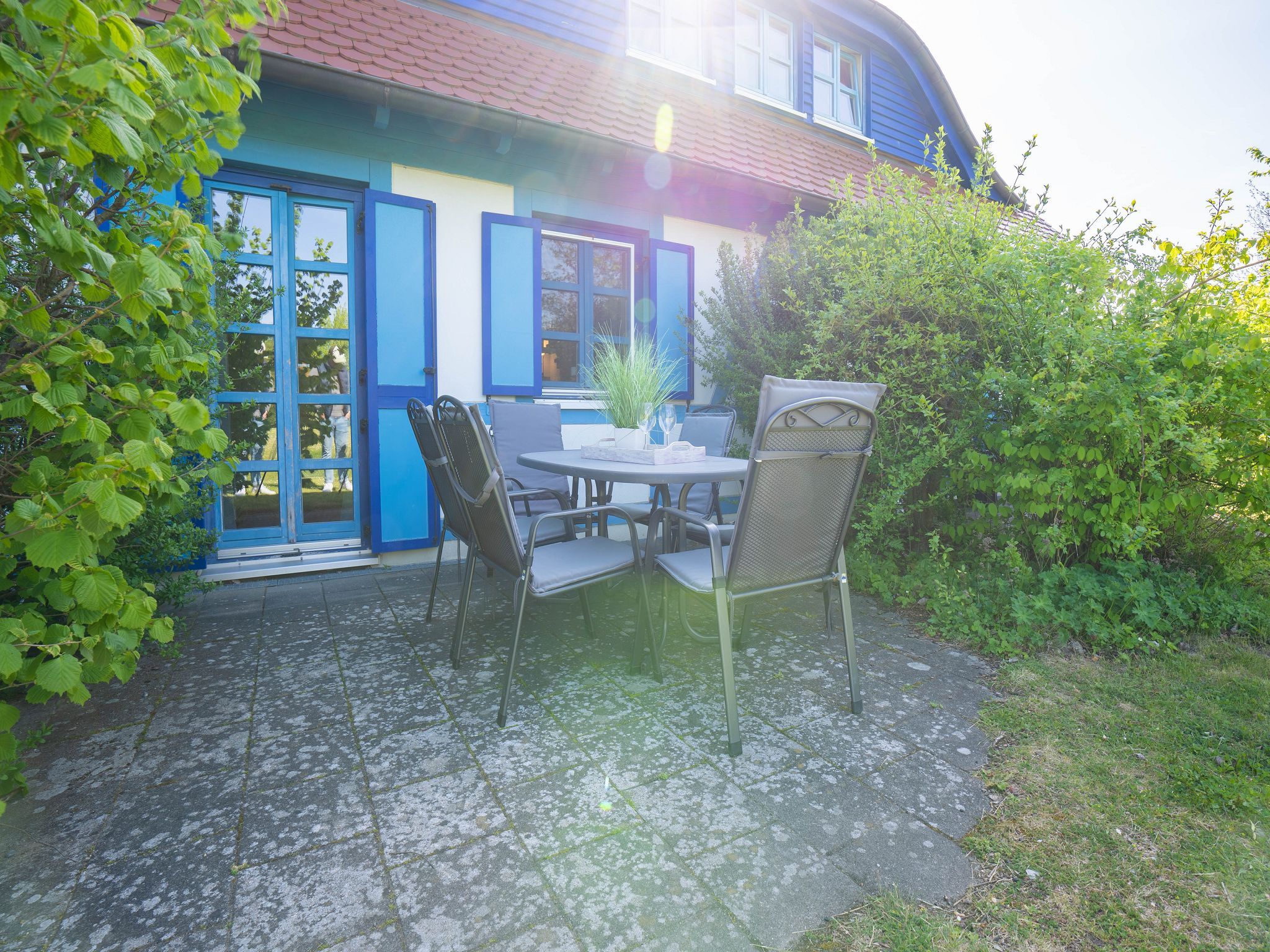 Feriendorf Rugana Komfort Ferienwohnung mit 2 Schlafzimmern und Terrasse (A63) Insel Rügen - Terrasse