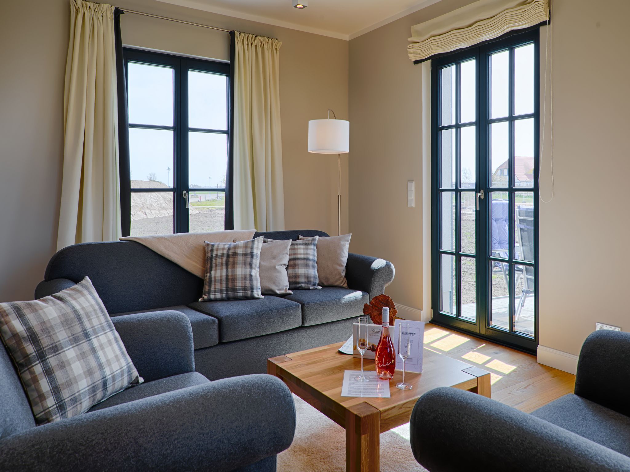 Superior Reetdachvilla mit 2 Schlafzimmern (F24) - Wohnzimmer