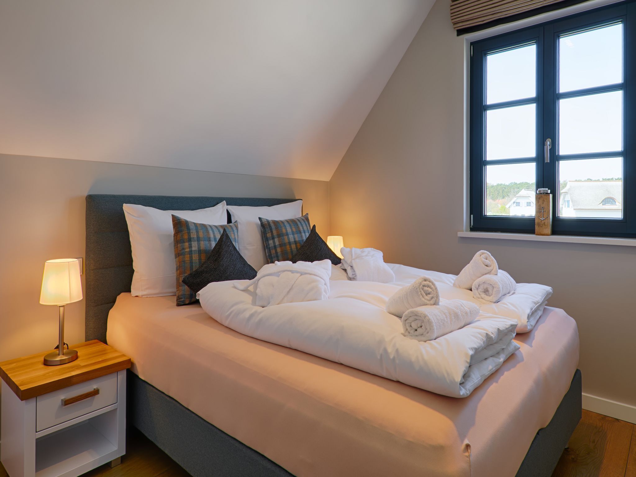 Premium Reetdachvilla mit 3 Schlafzimmern, Sauna und Kamin (F23) - Schlafzimmer