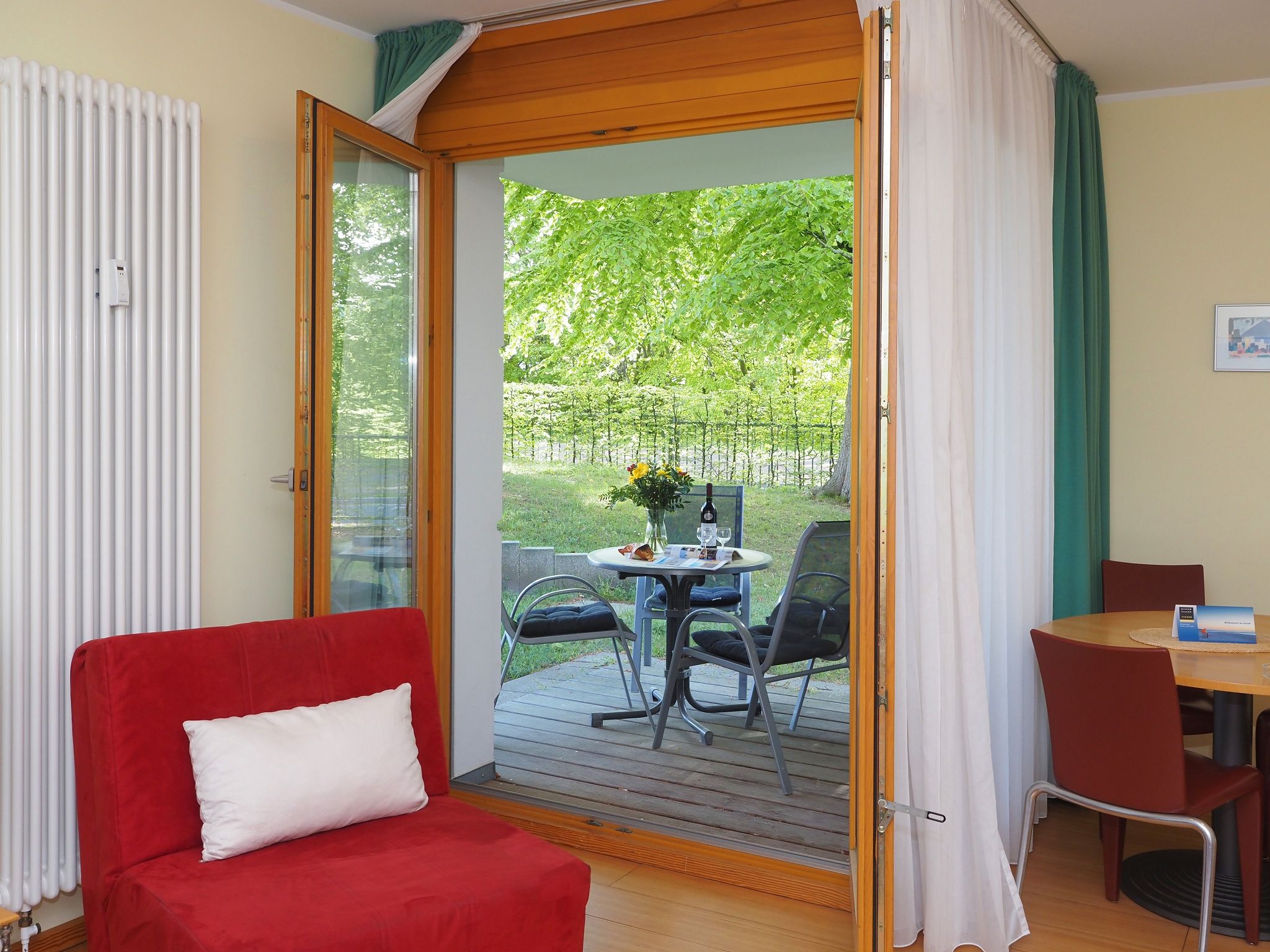 Kaiservillen Heringsdorf Ferienwohnung mit 1 Schlafzimmer und Terrasse (D104) Insel Usedom - Wohnzimmer