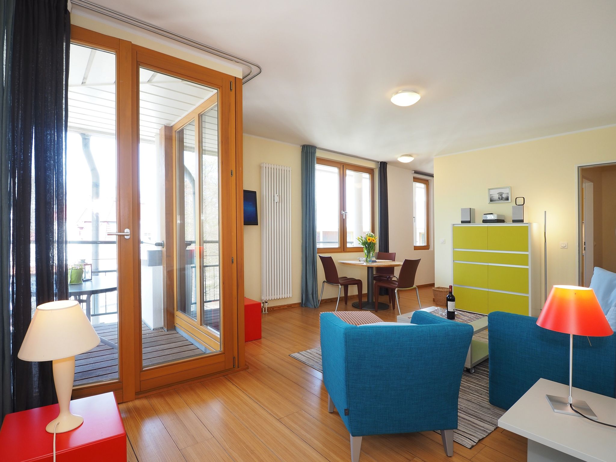 Kaiservillen Heringsdorf Ferienwohnung mit 1 Schlafzimmer und Balkon (D134) Insel Usedom - Wohnzimmer