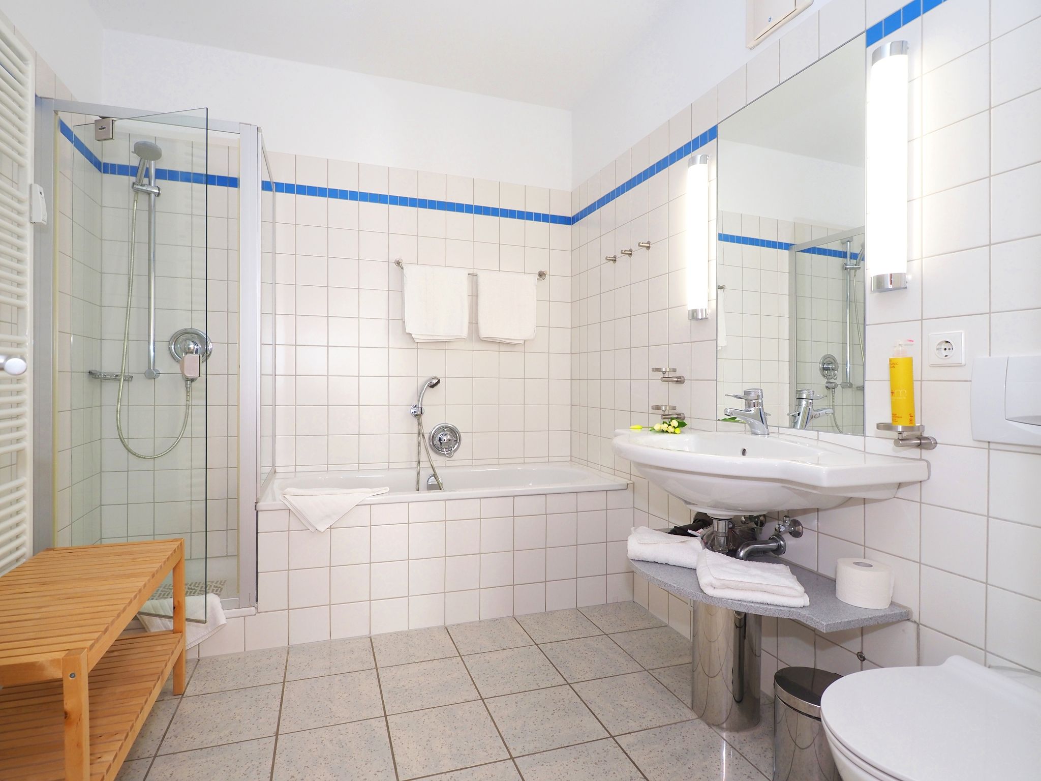 Kaiservillen Heringsdorf Ferienwohnung mit 1 Schlafzimmer und Terrasse (D201) Insel Usedom - Badezimmer