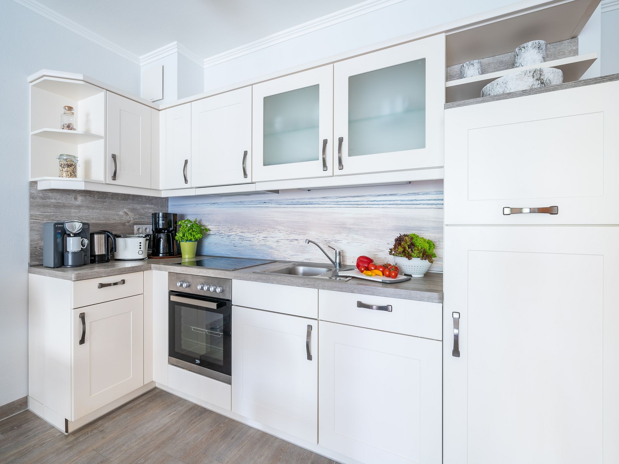 Dünenpark Binz Komfortplus Ferienwohnung mit 1 Schlafzimmer und Balkon im Obergeschoss (133) Insel Rügen - Küche / Küchenzeile