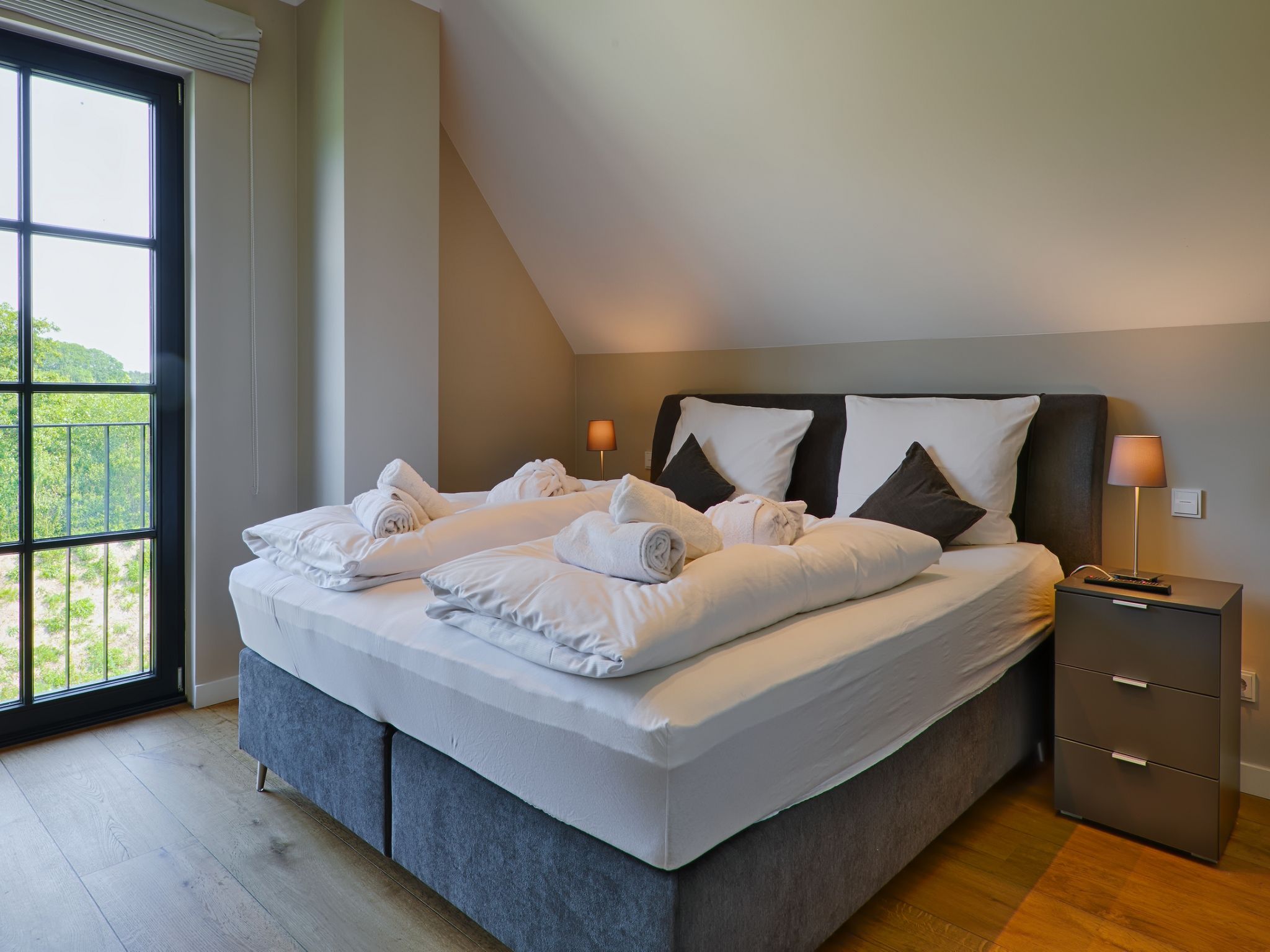 Premium Reetdachvilla mit 3 Schlafzimmern, Sauna und Kamin (F28) - Schlafzimmer