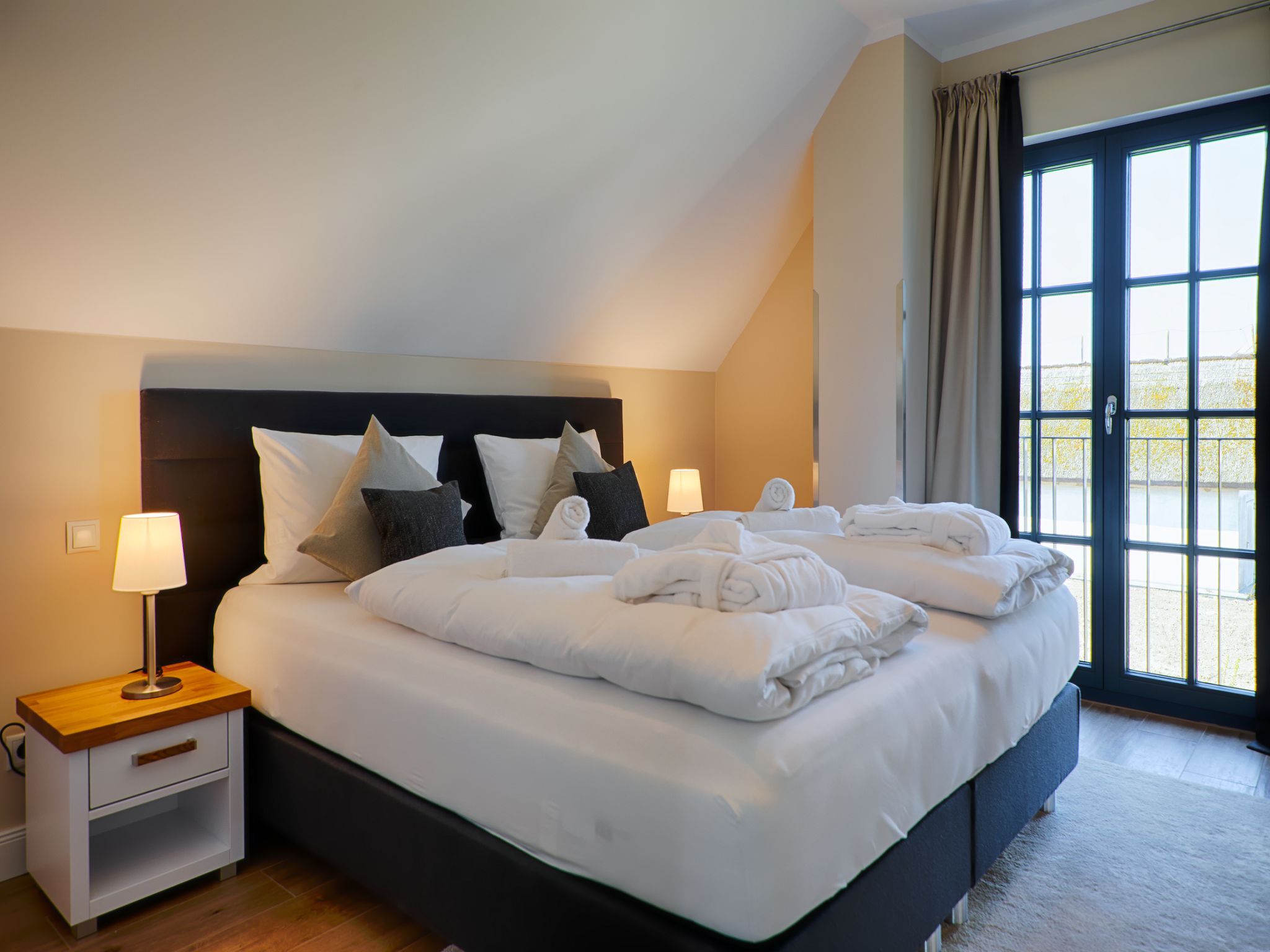 Luxus Reetdachvilla mit 3 Schlafzimmern, Sauna und Kamin (F18) - Schlafzimmer