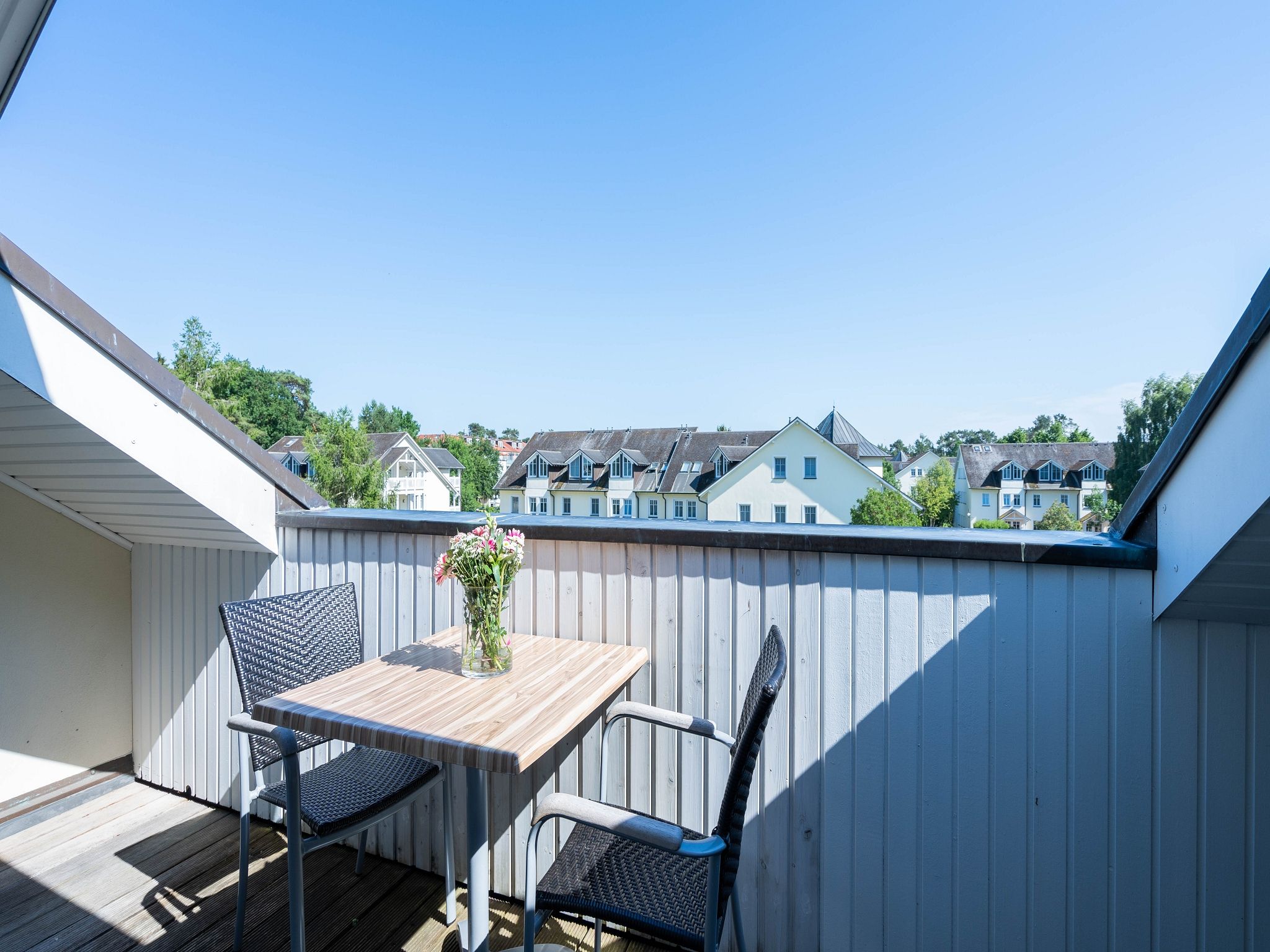 Dünenpark Binz Komfort Ferienwohnung mit 2 Schlafzimmern und Balkon im Dachgeschoss (012) Insel Rügen - Balkon