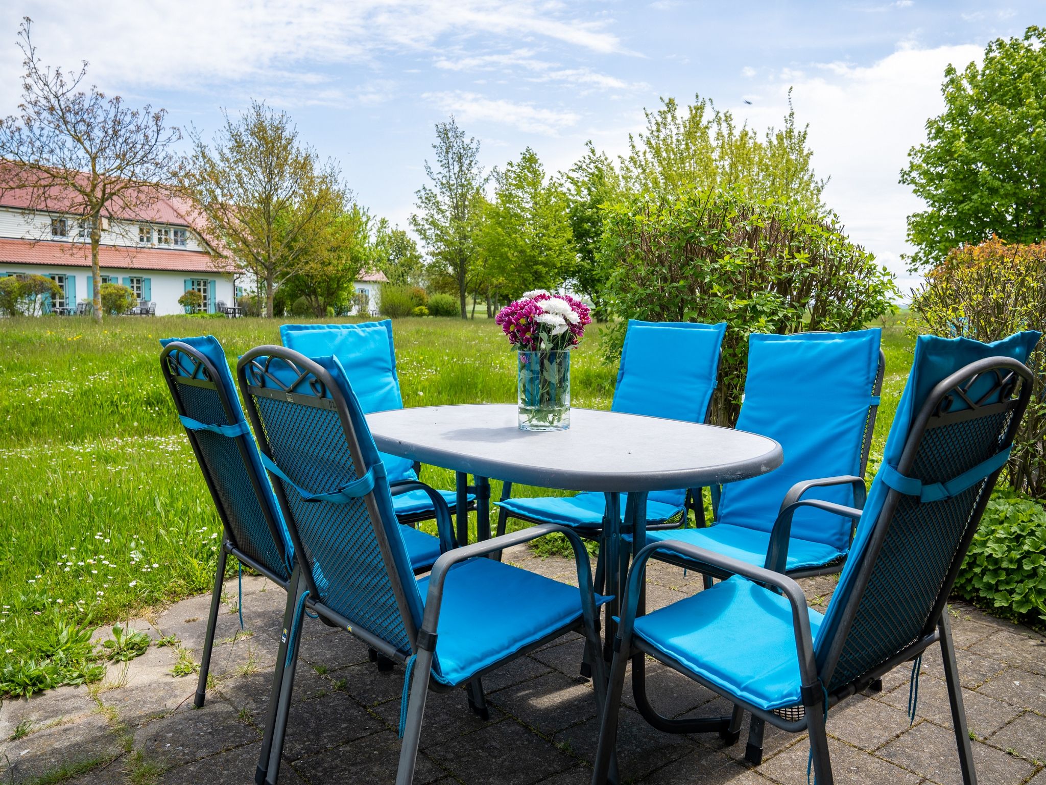 Feriendorf Rugana Komfort Ferienwohnung mit 2 Schlafzimmern und Terrasse (D23) Insel Rügen - Terrasse