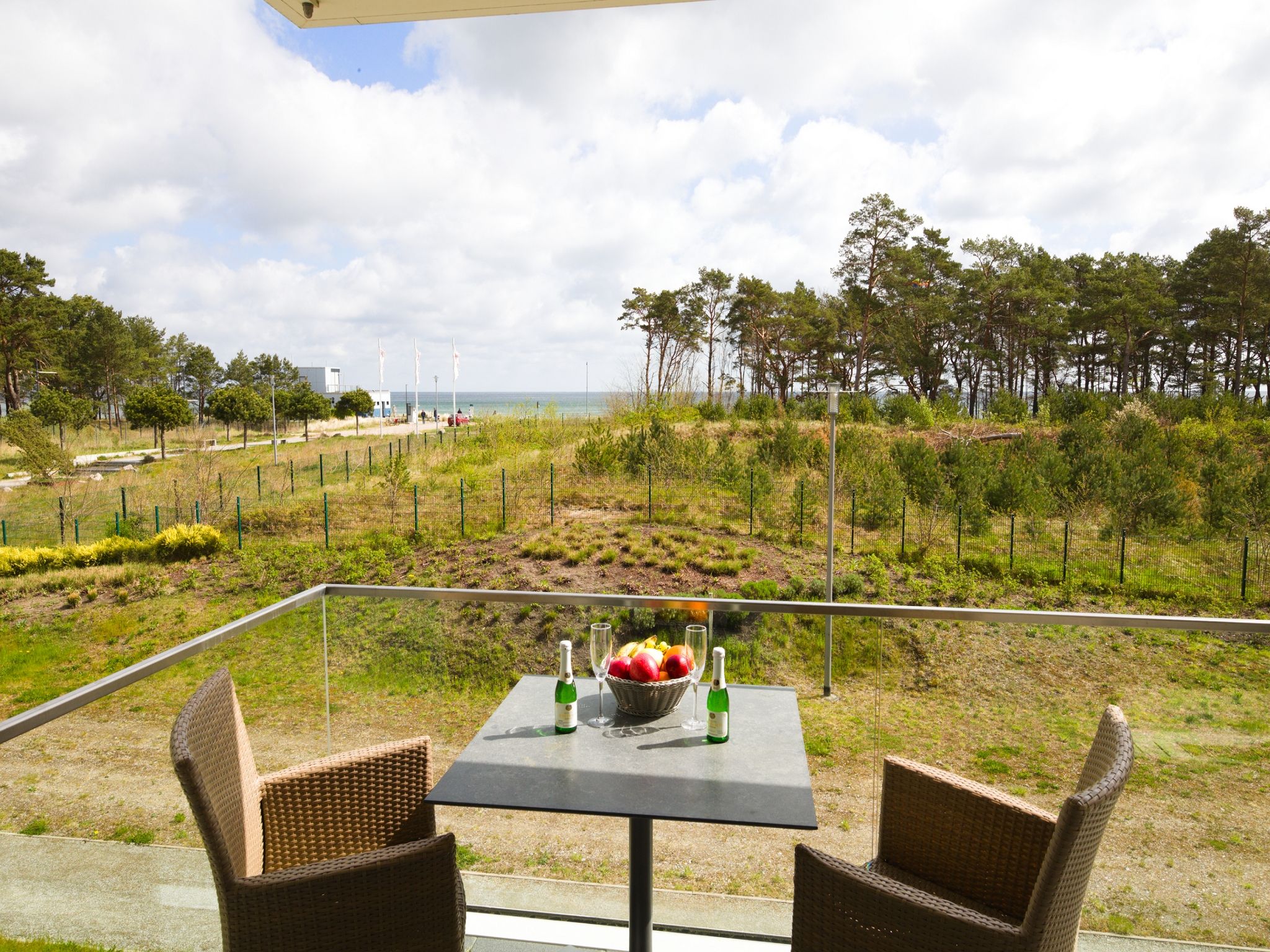 Dünenresidenz Prora Ferienwohnung mit Meerblick, 2 Schlafzimmern, Balkon und Sauna (NP/103) Insel Rügen - Balkon