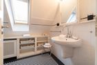  Das Lilienhaus Nieblum - Badezimmer