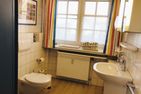 Haus Pesel Ferienwohnung *Reetblick* Norddorf auf Amrum - Badezimmer in der Ferienwohnung Reetblick in Norddorf auf Amrum