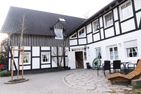 Haus am Spielplatz Schaf Schmallenberg - Fassade / Eingang