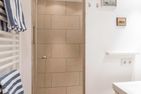  Ferienwohnung Abelke Utersum - Badezimmer