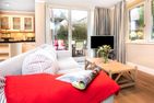  Ferienwohnung Am Warmbad Zentrum - Wohnzimmer