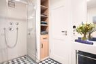  Ferienwohnung Am Warmbad Zentrum - Badezimmer