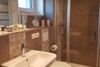 Bernstein Mare Rose Penthouse 2 Büsum - Badezimmer