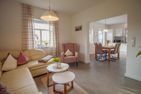  Ferienhaus Rena Krummhörn - Wohnzimmer