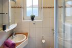 Haus *Südspitze 18* Ferienwohnung Südspitze 18/6 - Meerblick Wittdün auf Amrum - Badezimmer in der Ferienwohnung Südspitze 18/6 Meerblick in Wittdün auf Amrum