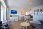  Moderne Wohnung Albatros mit Terrasse und eigenem Garten! Büsum - Wohnzimmer