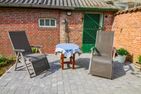  Oma Husen Krummhörn - Terrasse