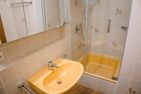 Ferienwohnpark Immenstaad am Bodensee Ein-Zimmer-Apartment 55/19 Bodensee - Bathroom