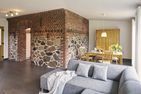  Sanddornhaus Rietz-Neuendorf - Sanddornhaus - Wohnzimmer mit Feldsteinsicht