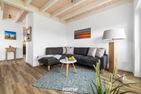  Ferienhaus Nordseeresort77 Haus am See Büsum Büsum - Wohnzimmer