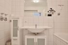 Haus Strandstrasse Strandstrasse 150 Appartement 11 Niendorf / Ostsee - Badezimmer