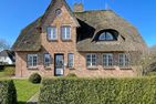  Haus Carla Marie Utersum - Fassade / Eingang
