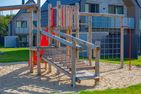  Ferienhaus Haus Berg-Ahorn Büsum Büsum - Spielanlage