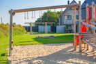 Ferienhaus Haus Traubeneiche Büsum Büsum - Spielanlage