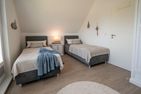  Ferienhaus Nordseeresort47 Dünenglück Büsum Büsum - Schlafzimmer
