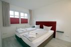  Strandstraße 18c, Whg. 7, Haus Paul Wyk - Schlafzimmer 1 mit Doppelbett